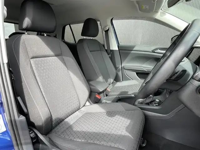 フォルクスワーゲン ＶＷ Ｔ－クロス TSI アクティブ 長野県 2022(令4)年 1.4万km 青 ワンオーナー /セーフティーパッケージ /AppleCarPlay /AndroidAuto /MirrorLink /ナビ/ACC /レーンキープ /BSM /バックカメラ /パークセンサー パークアシスト /ETC2.0 /アイドリングストップ /プッシュスタート /LEDヘッドライト