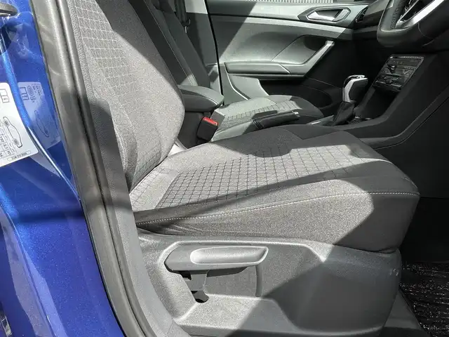 フォルクスワーゲン ＶＷ Ｔ－クロス TSI アクティブ 長野県 2022(令4)年 1.4万km 青 ワンオーナー /セーフティーパッケージ /AppleCarPlay /AndroidAuto /MirrorLink /ナビ/ACC /レーンキープ /BSM /バックカメラ /パークセンサー パークアシスト /ETC2.0 /アイドリングストップ /プッシュスタート /LEDヘッドライト