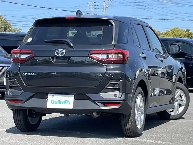 トヨタ ライズ G 道央・札幌 2024(令6)年 0.9万km ブラックマイカメタリック ４ＷＤ/寒冷地仕様/社外ナビ/【ＳＤ／ＢＴ／ＡＵＸ／ＵＳＢ】/フロント／サイド／バックカメラ/パノラミックビューモニター/ＬＥＤ/フォグランプ/オートライト/オートハイビーム/ヘッドライトレベライザー/プリクラッシュセーフティ/車線逸脱警報/先行者発進告知/横滑り防止装置/ＵＳＢ出力電源/オート電動格納ミラー/社外フロアマット/プッシュスタート/スマートキー×２