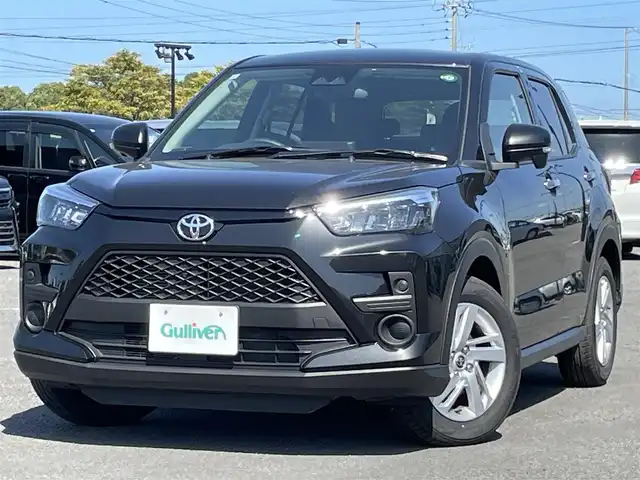 トヨタ ライズ G 道央・札幌 2024(令6)年 0.9万km ブラックマイカメタリック ４ＷＤ/寒冷地仕様/社外ナビ/【ＳＤ／ＢＴ／ＡＵＸ／ＵＳＢ】/フロント／サイド／バックカメラ/パノラミックビューモニター/ＬＥＤ/フォグランプ/オートライト/オートハイビーム/ヘッドライトレベライザー/プリクラッシュセーフティ/車線逸脱警報/先行者発進告知/横滑り防止装置/ＵＳＢ出力電源/オート電動格納ミラー/社外フロアマット/プッシュスタート/スマートキー×２