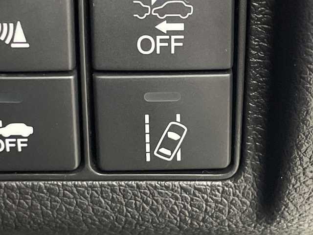 ホンダ ヴェゼル ハイブリッド RS ホンダセンシング 群馬県 2016(平28)年 5.9万km ホワイトオーキッドパール 純正８型ナビ　追従クルーズコントロール　バックカメラ　レーンキープアシスト　プリクラッシュ　前席シートヒーター　ハーフレザーシート　前後ドラレコ　コーナーセンサー　横滑り防止　ＥＴＣ　禁煙車