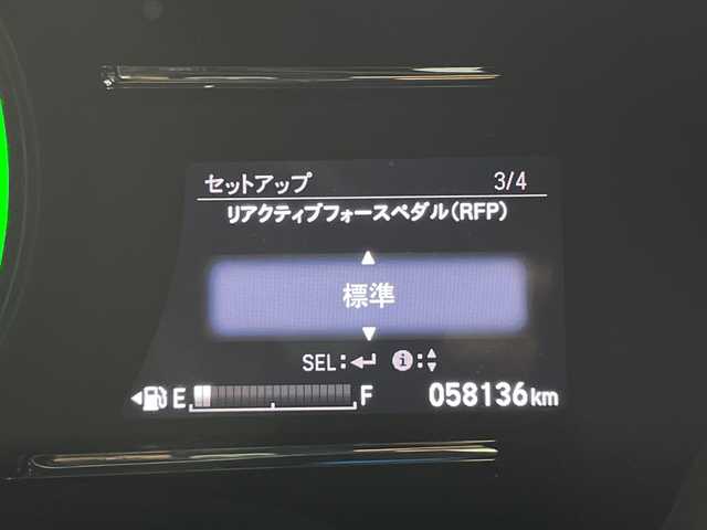 ホンダ ヴェゼル ハイブリッド RS ホンダセンシング 群馬県 2016(平28)年 5.9万km ホワイトオーキッドパール 純正８型ナビ　追従クルーズコントロール　バックカメラ　レーンキープアシスト　プリクラッシュ　前席シートヒーター　ハーフレザーシート　前後ドラレコ　コーナーセンサー　横滑り防止　ＥＴＣ　禁煙車