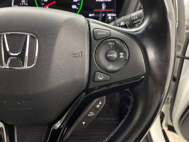 ホンダ ヴェゼル ハイブリッド RS ホンダセンシング 群馬県 2016(平28)年 5.9万km ホワイトオーキッドパール 純正８型ナビ　追従クルーズコントロール　バックカメラ　レーンキープアシスト　プリクラッシュ　前席シートヒーター　ハーフレザーシート　前後ドラレコ　コーナーセンサー　横滑り防止　ＥＴＣ　禁煙車