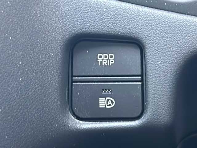 トヨタ クラウン ハイブリッド RS アドバンス Four 山形県 2019(平31)年 3.1万km ホワイトパールクリスタルシャイン 禁煙車/４WD/トヨタセーフティセンス/クルーズコントロール/ブラインドスポットモニター/横滑り防止装置/レーンキープアシスト/バックカメラ/純正ドライブレコーダー/前後コーナーセンサー/純正ナビ/（Bluetooth/フルセグ/AM/FM/USB)/nonoe/ステアリングスイッチ/ステアリングヒーター/パドルシフト/ハーフレザー/前席パワーシート/D席メモリー付きシート/前席シートヒーター/ビルトインETC/カードキー/純正アルミホイール/電動格納ミラー/ドアバイザー/LEDヘッドライト/フォグランプ