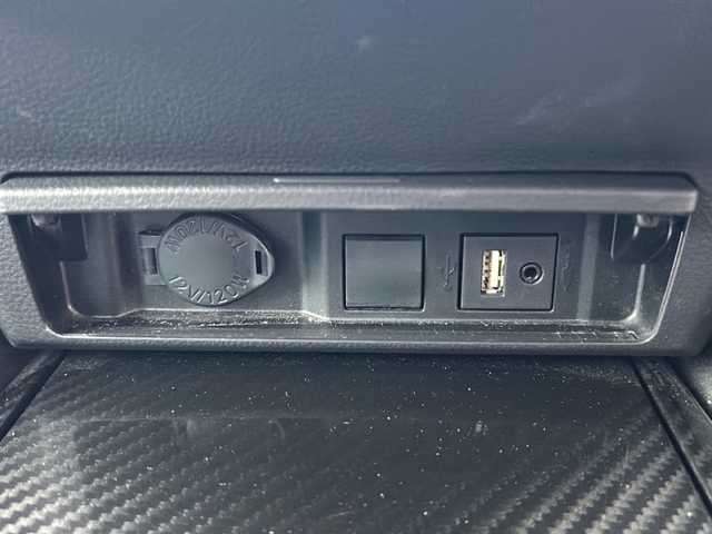 トヨタ クラウン ハイブリッド RS アドバンス Four 山形県 2019(平31)年 3.1万km ホワイトパールクリスタルシャイン 禁煙車/４WD/トヨタセーフティセンス/クルーズコントロール/ブラインドスポットモニター/横滑り防止装置/レーンキープアシスト/バックカメラ/純正ドライブレコーダー/前後コーナーセンサー/純正ナビ/（Bluetooth/フルセグ/AM/FM/USB)/nonoe/ステアリングスイッチ/ステアリングヒーター/パドルシフト/ハーフレザー/前席パワーシート/D席メモリー付きシート/前席シートヒーター/ビルトインETC/カードキー/純正アルミホイール/電動格納ミラー/ドアバイザー/LEDヘッドライト/フォグランプ