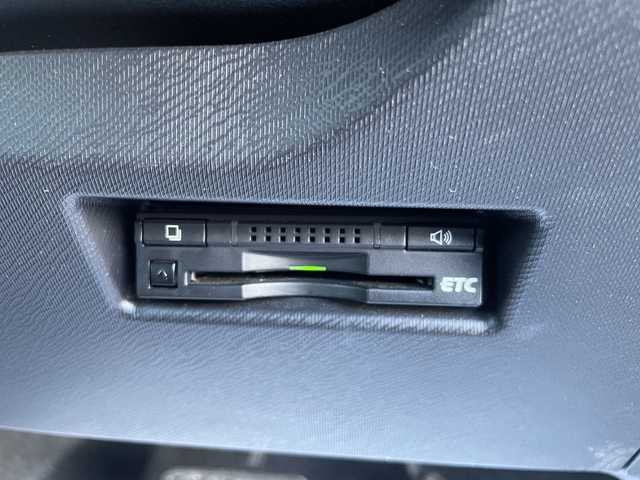 トヨタ アクア G ブラックソフトレザーセレ 宮城県 2016(平28)年 9.3万km ブラックマイカ (株)IDOMが運営する【じしゃロン仙台店】の自社ローン専用車両になりますこちらは現金またはオートローンご利用時の価格です。自社ローンご希望の方は別途その旨お申付け下さい/ハーフレザーシート/SDナビ/フルセグ/Bluetooth/バックカメラ/ビルトインETC/レーンキープアシスト/レーダーブレーキ/クルコン/LEDヘッドライト