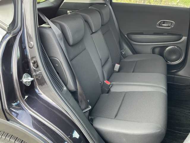 ホンダ ヴェゼル ハイブリッド X ホンダセンシング 新潟県 2021(令3)年 3.8万km ルーセブラックM 4WD/純正8インチSDナビ(VXM-207VFEi)/CD/DVD/BT/フルセグテレビ/SDミュージックサーバー/バックカメラ/ETC/ドライブレコーダー/衝突被害軽減ブレーキ/レーンキープアシスト/レーダークルーズコントロール/シートヒーター /ステアリングスイッチ/パドルシフト/スマートキー/プッシュスタート/LEDヘッドライト/オートライト/フォグランプ/純正16インチアルミホイール