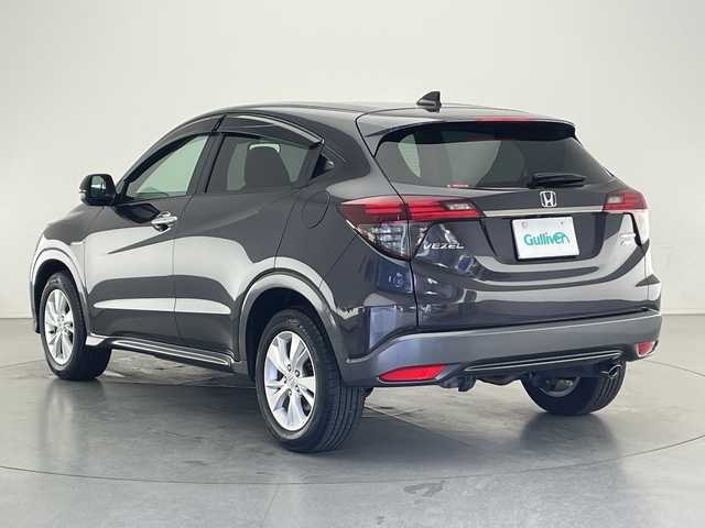 ホンダ ヴェゼル ハイブリッド X ホンダセンシング 長野県 2021(令3)年 3.8万km ルーセブラックM 4WD/純正メモリナビ&フルセグTV&CD&DVD&USB&BT/ホンダセンシング/アダプティブクルーズコントロール/レーンキープアシスト/衝突軽減ブレーキ/標識認識表示/純正前後ドライブレコーダー/前席シートヒーター/ステアリングスイッチ/パドルシフト/バックカメラ/ビルトインETC/LEDヘッドライト/オートライト/フロントフォグランプ/電動格納ミラー/ウィンカーミラー/ドアミラーヒーター/電動ホールド/ブレーキホールド/純正16インチAW装着/純正フロアマット/純正ドアバイザー/プッシュスタート/スマートキー