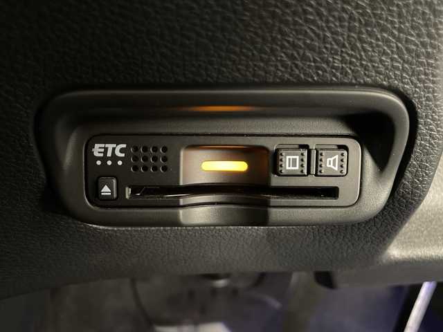 ホンダ ヴェゼル ハイブリッド X ホンダセンシング 長野県 2021(令3)年 3.8万km ルーセブラックM 4WD/純正メモリナビ&フルセグTV&CD&DVD&USB&BT/ホンダセンシング/アダプティブクルーズコントロール/レーンキープアシスト/衝突軽減ブレーキ/標識認識表示/純正前後ドライブレコーダー/前席シートヒーター/ステアリングスイッチ/パドルシフト/バックカメラ/ビルトインETC/LEDヘッドライト/オートライト/フロントフォグランプ/電動格納ミラー/ウィンカーミラー/ドアミラーヒーター/電動ホールド/ブレーキホールド/純正16インチAW装着/純正フロアマット/純正ドアバイザー/プッシュスタート/スマートキー