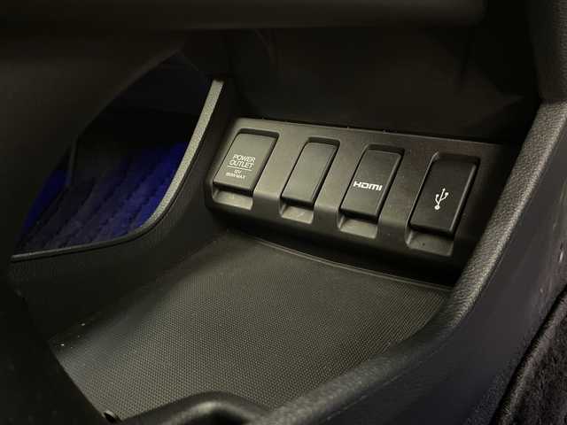 ホンダ ヴェゼル ハイブリッド X ホンダセンシング 長野県 2021(令3)年 3.8万km ルーセブラックM 4WD/純正メモリナビ&フルセグTV&CD&DVD&USB&BT/ホンダセンシング/アダプティブクルーズコントロール/レーンキープアシスト/衝突軽減ブレーキ/標識認識表示/純正前後ドライブレコーダー/前席シートヒーター/ステアリングスイッチ/パドルシフト/バックカメラ/ビルトインETC/LEDヘッドライト/オートライト/フロントフォグランプ/電動格納ミラー/ウィンカーミラー/ドアミラーヒーター/電動ホールド/ブレーキホールド/純正16インチAW装着/純正フロアマット/純正ドアバイザー/プッシュスタート/スマートキー