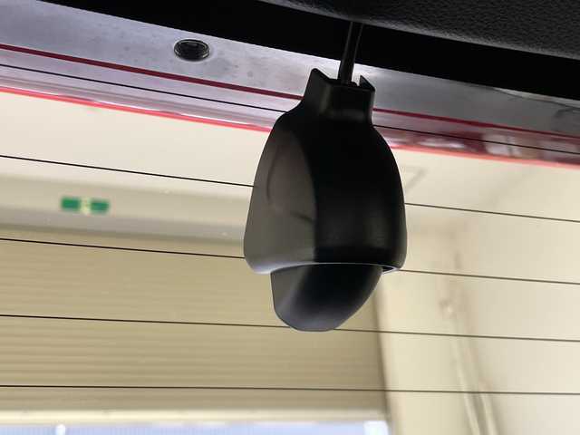 ホンダ ヴェゼル ハイブリッド X ホンダセンシング 長野県 2021(令3)年 3.8万km ルーセブラックM 4WD/純正メモリナビ&フルセグTV&CD&DVD&USB&BT/ホンダセンシング/アダプティブクルーズコントロール/レーンキープアシスト/衝突軽減ブレーキ/標識認識表示/純正前後ドライブレコーダー/前席シートヒーター/ステアリングスイッチ/パドルシフト/バックカメラ/ビルトインETC/LEDヘッドライト/オートライト/フロントフォグランプ/電動格納ミラー/ウィンカーミラー/ドアミラーヒーター/電動ホールド/ブレーキホールド/純正16インチAW装着/純正フロアマット/純正ドアバイザー/プッシュスタート/スマートキー