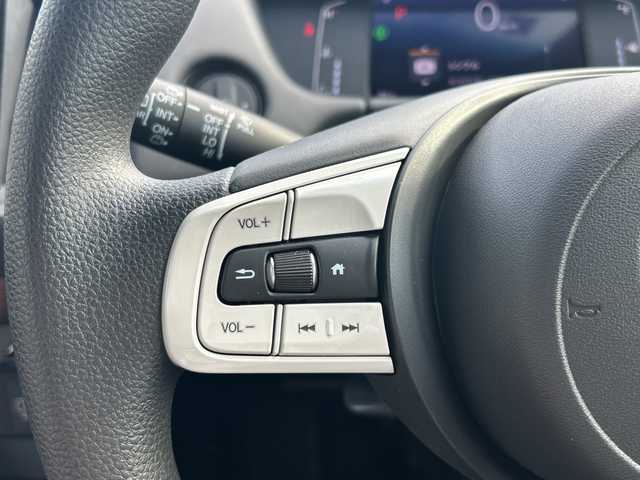 ホンダ フィット ホーム 沖縄県 2022(令4)年 0.7万km ミッドナイトブルービームM 純正ナビ　/ＣＤ/ＤＶＤ/ＢＴ/フルセグＴＶ　/バックカメラ　/クルーズコントロール/ＬＥＤヘッドライト　/ステアリングスイッチ　/アイドリングストップ　/オートライト　/ブレイクホールドボタン/ＳＯＳボタン/電動格納ミラー　/スマートキー