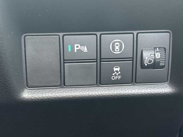 ホンダ フィット ホーム 沖縄県 2022(令4)年 0.7万km ミッドナイトブルービームM 純正ナビ　/ＣＤ/ＤＶＤ/ＢＴ/フルセグＴＶ　/バックカメラ　/クルーズコントロール/ＬＥＤヘッドライト　/ステアリングスイッチ　/アイドリングストップ　/オートライト　/ブレイクホールドボタン/ＳＯＳボタン/電動格納ミラー　/スマートキー