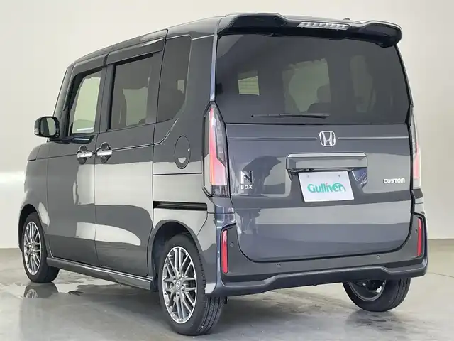 ホンダ Ｎ ＢＯＸ カスタム ターボ 愛知県 2024(令6)年 0.4万km メテオロイドグレーメタリック 純正９型ディスプレイ　カープレイ対応　ハーフレザー　シートヒーター　電動パーキング　両側パワースライドドア　ホンダセンシング　衝突軽減　追従クルコン　ＬＥＤオートライト　純正ドラレコ　フォグ　ホンダコネクトナビ装着用スペシャルパッケージ　禁煙車