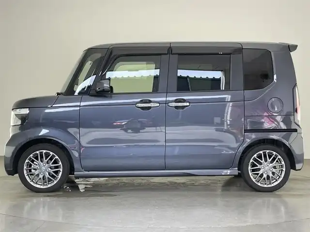 ホンダ Ｎ ＢＯＸ カスタム ターボ 愛知県 2024(令6)年 0.4万km メテオロイドグレーメタリック 純正９型ディスプレイ　カープレイ対応　ハーフレザー　シートヒーター　電動パーキング　両側パワースライドドア　ホンダセンシング　衝突軽減　追従クルコン　ＬＥＤオートライト　純正ドラレコ　フォグ　ホンダコネクトナビ装着用スペシャルパッケージ　禁煙車