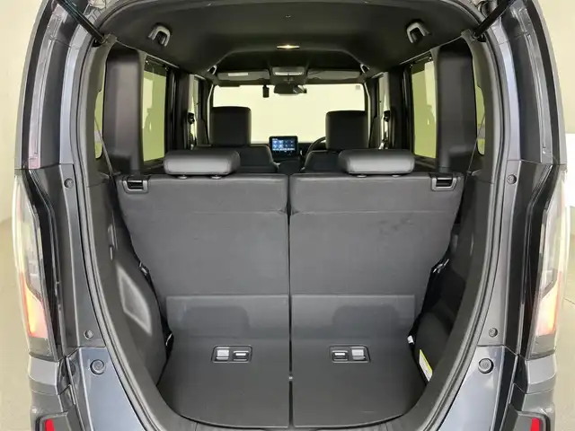 ホンダ Ｎ ＢＯＸ カスタム ターボ 愛知県 2024(令6)年 0.4万km メテオロイドグレーメタリック 純正９型ディスプレイ　カープレイ対応　ハーフレザー　シートヒーター　電動パーキング　両側パワースライドドア　ホンダセンシング　衝突軽減　追従クルコン　ＬＥＤオートライト　純正ドラレコ　フォグ　ホンダコネクトナビ装着用スペシャルパッケージ　禁煙車