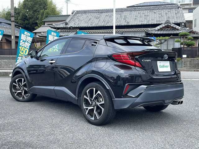 トヨタ Ｃ－ＨＲ G 愛知県 2020(令2)年 1.5万km ブラックマイカ /禁煙車//ワンオーナー//社外SDナビ//フリップダウンモニター//フルセグTV//Bluetooth//CD・DVD//FM・AM//バックカメラ//社外デジタルインナーミラー//ETC//プリクラッシュセーフティ//LTA//BSM//ロードサインアシスト//横滑り防止（TRC）//レーダークルーズコントロール//D/N席シートヒーター//LEDオートライト//オートマチックハイビーム//電動パーキング//ブレーキホールド//電格ミラーウインカー//純正フロアマット//スマートキー×2//保証書