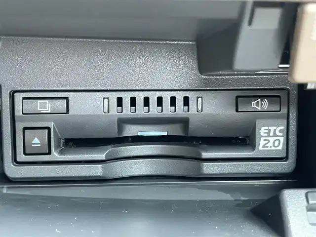 レクサス ＥＳ 300h バージョンL 東京都 2019(平31)年 4.5万km ソニッククォーツ 純正ナビ/3眼LEDヘッドライト/ヘッドアップディスプレイ/シートヒーター/革シート/ETC2.0/パワーシート/アラウンドビューモニター/ブラインドスポットモニター/純正アルミホイール/サンルーフ/パドルシフト/Bluetooth/プッシュスタート/コーナーセンサー/アダプティブクルーズコントロール/衝突軽減ブレーキ/レーンキープアシスト