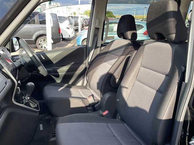 日産 セレナ X V 新潟県 2020(令2)年 10万km ダイヤモンドブラック 4WD/純正ナビ/バックカメラ/アラウンドビューモニター/社外アルミ付きノーマルタイヤ積載/純正エンジンスターター/ブラインドスポットモニター/レーンキープアシスト/クルーズコントロール/前後コーナーセンサー/前ドライブレコーダー/両側パワースライドドア/ETC/ドアバイザー/保証書/取扱説明書