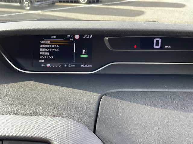 日産 セレナ X V 新潟県 2020(令2)年 10万km ダイヤモンドブラック 4WD/純正ナビ/バックカメラ/アラウンドビューモニター/社外アルミ付きノーマルタイヤ積載/純正エンジンスターター/ブラインドスポットモニター/レーンキープアシスト/クルーズコントロール/前後コーナーセンサー/前ドライブレコーダー/両側パワースライドドア/ETC/ドアバイザー/保証書/取扱説明書