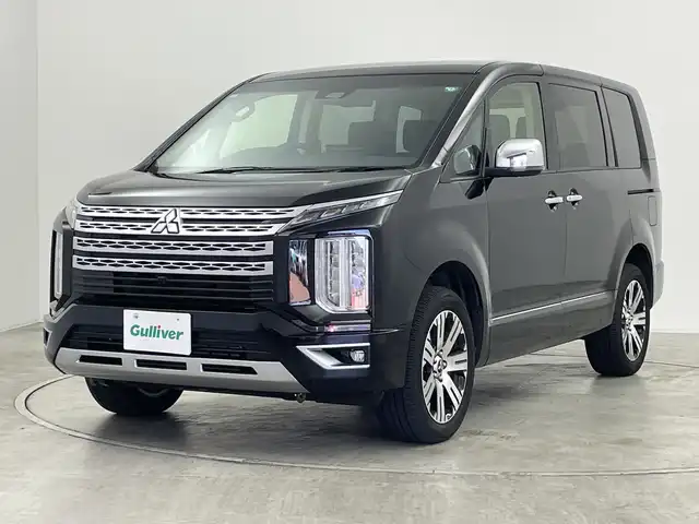 三菱 デリカＤ：５ P 群馬県 2024(令6)年 2.2万km アメジストブラック 社外１０型ナビ　全周囲カメラ　アダプティブクルーズコントロール　レーンキープアシスト　ブラインドスポットモニター　オートマチックハイビーム　シートヒーター　パワーバックドア　ＬＥＤ　ＥＴＣ　禁煙車