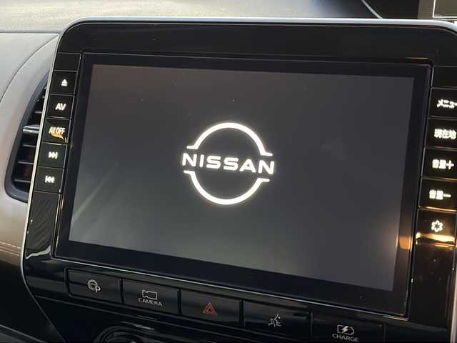 日産 セレナ e－パワー ハイウェイスター V 新潟県 2020(令2)年 4.8万km ブリリアントシルバー 　ワンオーナー/　フルセグテレビ/　バックカメラ/　アイドリングストップ/　ウィンカーミラー/　プロパイロット/　ドアバイザー/　プッシュスタート/　アラウンドビューモニター/　両側パワースライドドア/　ドアバイザー/　ETC/　LEDヘッドライト/　パーキングアシスト/　シートヒーター/　ステアリングヒーター