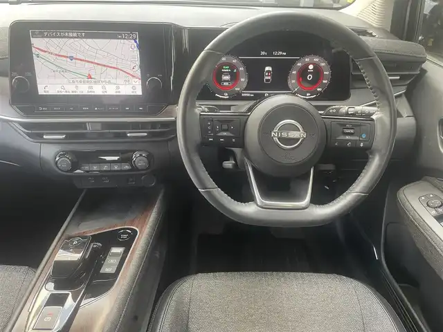 日産 オーラ G 広島県 2022(令4)年 3.1万km ブリリアントシルバー 禁煙車/BOSEスピーカー/エマージェンシーブレーキ/車線逸脱警報/ハイビームアシスト/BSW/速度標識認識/道路標識認識/プロパイロット/コーナーセンサー/インテリジェントルームミラー/NissanConnectナビ+通信+SOS/・フルセグ/HDMI/USB/Applecarplay/アラウンドビューモニター/ワイヤレス充電/ハーフレザーシート/LEDヘッドライト/フォグランプ/スマートキー/プッシュスタート/トノカバー/純正ドアバイザー/ETC2.0/純正前ドライブレコーダー/純正１７インチアルミホイール/W+サイド+カーテンエアバック