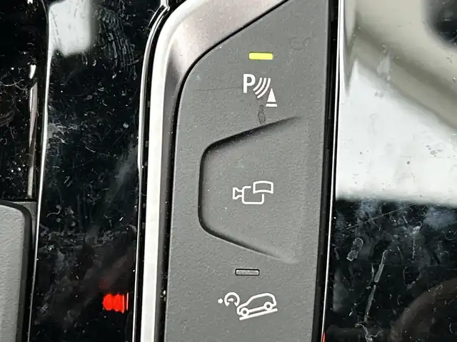 ＢＭＷ Ｘ３ xDrive20d Mスポーツ 埼玉県 2018(平30)年 2.6万km カーボンブラックM 純正ナビ/　　CD/DVD/フルセグ/USB/アラウンドビューモニター/サイドカメラ/フロントカメラ/バックカメラ/レーダークルーズコントロール/LEDオートライト/ハーフレザーシート/パワーシート/シートヒーター/純正19インチアルミホイール/プッシュスタート/アイドリングストップ