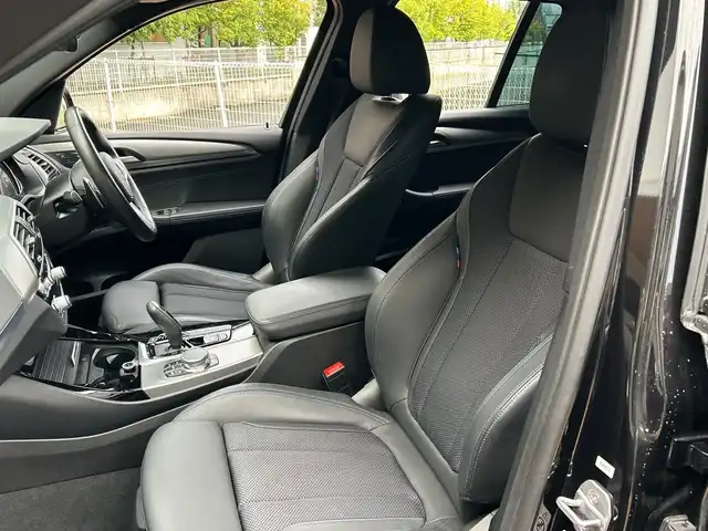 ＢＭＷ Ｘ３ xDrive20d Mスポーツ 埼玉県 2018(平30)年 2.6万km カーボンブラックM 純正ナビ/　　CD/DVD/フルセグ/USB/アラウンドビューモニター/サイドカメラ/フロントカメラ/バックカメラ/レーダークルーズコントロール/LEDオートライト/ハーフレザーシート/パワーシート/シートヒーター/純正19インチアルミホイール/プッシュスタート/アイドリングストップ