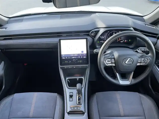 レクサス ＬＢＸ クール 東京都 2024(令6)年 0.5万km パール ４WD寒冷地使用車/純正コネクティッドナビ(フルセグ/Bluetooth/USB/IPon)/アラウンドビューモニター/パワーバックドア/レーダークルーズコントロール/D席パワーシート・メモリーシート/D/N席シートヒーター/ハンドルヒーター/前後コーナーセンサー/ブラインドスポットモニター/前後ドライブレコーダー/パドルシフト/ビルトインETC2.0/オートハイビーム