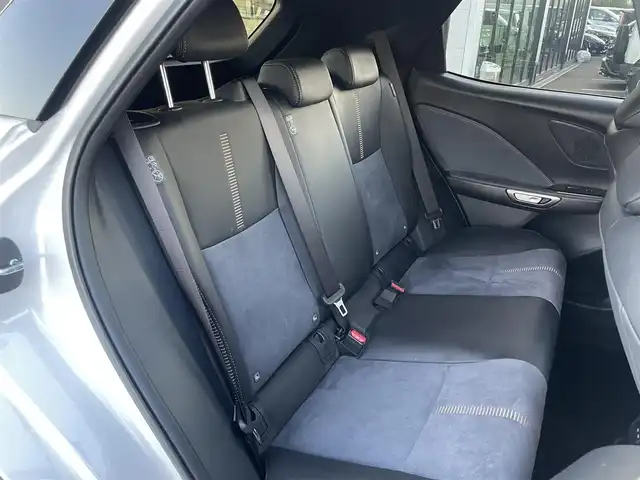 レクサス ＬＢＸ クール 東京都 2024(令6)年 0.5万km パール ４WD寒冷地使用車/純正コネクティッドナビ(フルセグ/Bluetooth/USB/IPon)/アラウンドビューモニター/パワーバックドア/レーダークルーズコントロール/D席パワーシート・メモリーシート/D/N席シートヒーター/ハンドルヒーター/前後コーナーセンサー/ブラインドスポットモニター/前後ドライブレコーダー/パドルシフト/ビルトインETC2.0/オートハイビーム