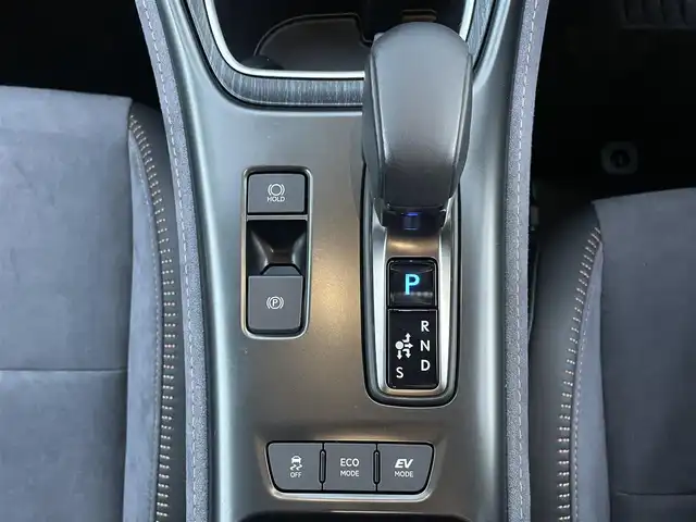 レクサス ＬＢＸ クール 東京都 2024(令6)年 0.5万km パール ４WD寒冷地使用車/純正コネクティッドナビ(フルセグ/Bluetooth/USB/IPon)/アラウンドビューモニター/パワーバックドア/レーダークルーズコントロール/D席パワーシート・メモリーシート/D/N席シートヒーター/ハンドルヒーター/前後コーナーセンサー/ブラインドスポットモニター/前後ドライブレコーダー/パドルシフト/ビルトインETC2.0/オートハイビーム