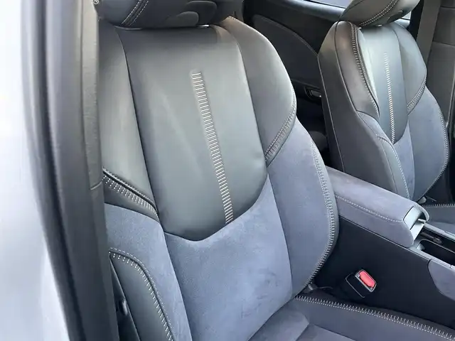 レクサス ＬＢＸ クール 東京都 2024(令6)年 0.5万km パール ４WD寒冷地使用車/純正コネクティッドナビ(フルセグ/Bluetooth/USB/IPon)/アラウンドビューモニター/パワーバックドア/レーダークルーズコントロール/D席パワーシート・メモリーシート/D/N席シートヒーター/ハンドルヒーター/前後コーナーセンサー/ブラインドスポットモニター/前後ドライブレコーダー/パドルシフト/ビルトインETC2.0/オートハイビーム