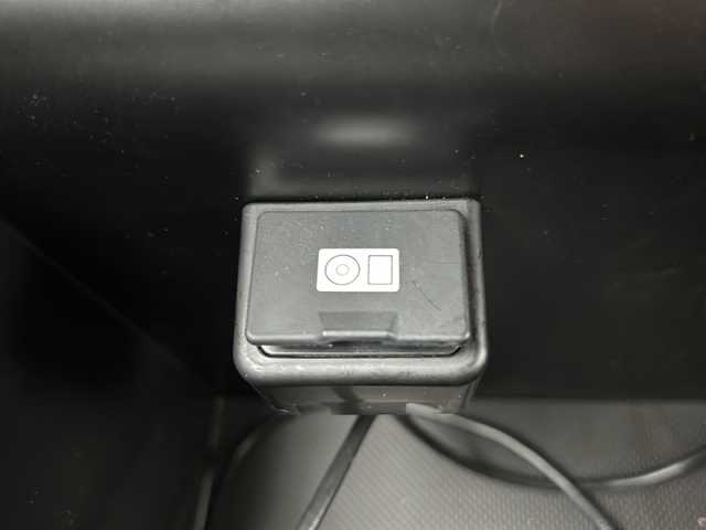 トヨタ ヴェルファイア Z 静岡県 2016(平28)年 6.7万km ホワイトパールクリスタルシャイン アルパインナビ/・フルセグTV/ラジオ/・CD/DVD/SD/USB/Bluetooth/HDMI/主要装備/・ドライブレコーダー　/・両側パワースライドドア　/・フリップダウンモニター　/・レーダークルーズコントロール　/・バックカメラ　ー　/・ステアリングリモコン　/・オートライト　/・ＥＴＣ　/・プリクラッシュセーフティー/・ホールド/・コーナーセンサー/・横滑り防止/・パワーウィンドウ/・パワーステアリング