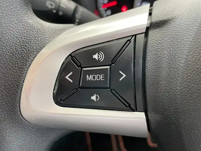 トヨタ パッソ モーダ　チャーム 鹿児島県 2023(令5)年 3.1万km ブラックマイカメタリック/ダークエメラルドマイカ 2トーン 禁煙車/スマートアシストIII/　・レーンキープアシスト/　・先行車発進お知らせ機能/　・誤発進抑制機能/　・オートマチックハイビーム/純正ディーラーオプションナビ(NSCN-W68)/　・Bluetooth/　・ワンセグTV/　・AUX/　・AM/FM/前後コーナーセンサー/LEDヘッドライト/全周囲カメラ/前後ドライブレコーダー/ETC/純正フロアマット/純正アルミホイール/電動格納ミラー/ドアバイザー/ステアリングリモコン