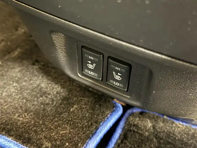 日産 セレナ e－パワー XV 群馬県 2019(平31)年 6.5万km ブリリアントホワイトパール 安全装備/・衝突軽減ブレーキ/・アラウンドビューモニター/・コーナーセンサー/・プロパイロット/・横滑り防止/・オートライト/・インテリジェントルームミラー/純正9インチナビ/・AM/FM/フルセグTV/・Bluetooth/MSV/・CD/DVD/USB/SD/両側電動スライドドア/オートホールド/電動パーキング/ハンドルヒーター/前席シートヒーター/ETC/純正ドライブレコーダー/純正フロアマット/純正ドアバイザー/スマートキー/プッシュスタート