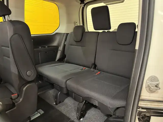 日産 セレナ e－パワー XV 群馬県 2019(平31)年 6.5万km ブリリアントホワイトパール 安全装備/・衝突軽減ブレーキ/・アラウンドビューモニター/・コーナーセンサー/・プロパイロット/・横滑り防止/・オートライト/・インテリジェントルームミラー/純正9インチナビ/・AM/FM/フルセグTV/・Bluetooth/MSV/・CD/DVD/USB/SD/両側電動スライドドア/オートホールド/電動パーキング/ハンドルヒーター/前席シートヒーター/ETC/純正ドライブレコーダー/純正フロアマット/純正ドアバイザー/スマートキー/プッシュスタート