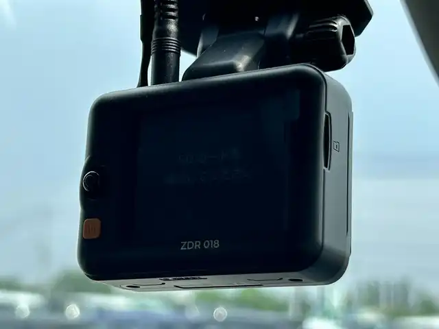 スバル フォレスター 2．0i－S アイサイト 道南・函館 2014(平26)年 8.4万km ディープシーブルーパール ・純正ＳＤナビ（ＣＤ、ＤＶＤ、ＢＴ）/・フルセグＴＶ/・クルーズコントロール/・衝突軽減ブレーキ/・バックカメラ/・パドルシフト/・電動リアゲート/・パワーシート（前席）/・シートヒーター（前席）/・ＳＴＩエアロ/・純正フロアマット/・ＥＴＣ/・スペアキー/・プッシュスタート