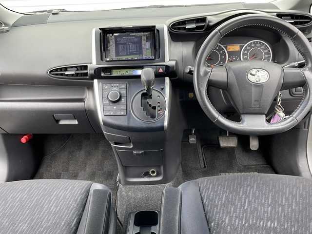 トヨタ ウィッシュ 1．8X HIDセレクション 新潟県 2010(平22)年 11.5万km グレーメタリック フルセグテレビ/バックカメラ/ウィンカーミラー/ETC/HID/Panasonic製SDナビ(CN-MW250D)/スペアキーあり/前後ドラレコ