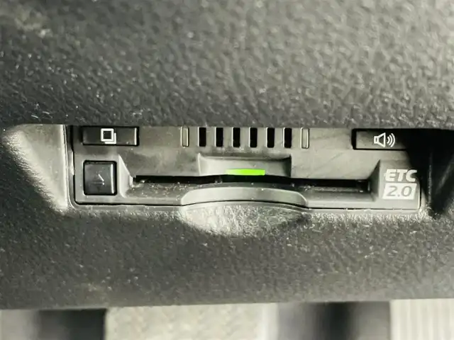 トヨタ Ｃ－ＨＲ G 福島県 2019(平31)年 2.7万km ブラック/ホワイトパールクリスタルシャイン 2トーン トヨタセーフティセンス/・プリクラッシュセーフティシステム（対車両）/・レーンディパーチャーアラート/・オートマチックハイビーム/ブラインドスポットモニター/純正ドライブレコーダー/純正ナビ/・型番：NSZT-Y68T/・フルセグ/CD/SD/BT/AM/FM/・バックカメラ/・フロントカメラ/・ビルトインETC2.0/革巻きステアリング/・ステアリングスイッチ/・クルーズコントロール/LEDヘッドライト/・フォグランプ/・オートライト/電動パーキングブレーキ/・ブレーキホールド/ハーフレザーシート/・シートヒーター/電動格納ミラー/・ウィンカーミラー/純正フロアマット/ドアバイザー/スマートキー/・プッシュスタート