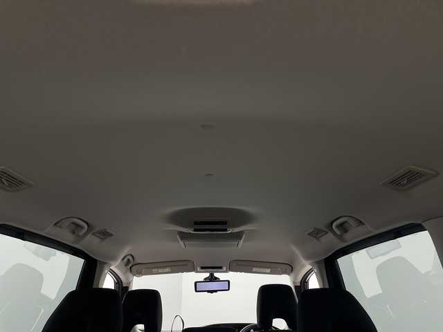 日産 セレナ ハイウェイスター 群馬県 2017(平29)年 9.5万km ダイヤモンドブラック 純正１１型後席モニター　純正９型ナビ　フルセグＴＶ　全周囲カメラ　デジタルインナーミラー　アダプティブクルーズコントロール　衝突被害軽減システム　両側電動スライドドア　電動パーキング　ＥＴＣ　禁煙車