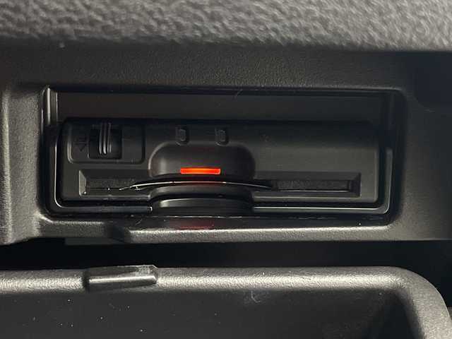 日産 セレナ ハイウェイスター 群馬県 2017(平29)年 9.5万km ダイヤモンドブラック 純正１１型後席モニター　純正９型ナビ　フルセグＴＶ　全周囲カメラ　デジタルインナーミラー　アダプティブクルーズコントロール　衝突被害軽減システム　両側電動スライドドア　電動パーキング　ＥＴＣ　禁煙車