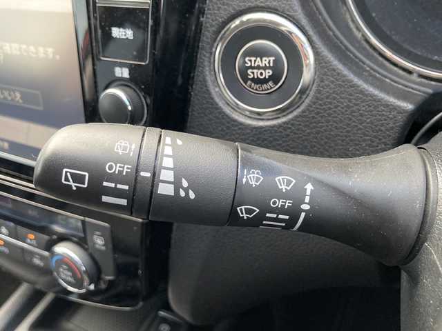 日産 エクストレイル 20Xi Vセレクション 岐阜県 2020(令2)年 6.8万km ガーネットレッド 登録時走行距離：67575km/純正ナビ（MM320D-L）/アラウンドビューモニター/フルセグテレビ・CD・DVD・Bluetooth/デジタルインナーミラー/プロパイロット/ETC/レーダークルーズコントロール/レーンキープアシスト/前後コーナーセンサー/アイドリングストップ/パワーバックドア/パワーシート/シートヒーター/ステアリングスイッチ/LEDヘッドライト/フォグライト/オートライト/オートマチックハイビーム/プッシュスタート/スマートキー/ルーフレール/純正フロアマット/ドアバイザー/純正18インチアルミホイール/ライトレベライザー/保証書