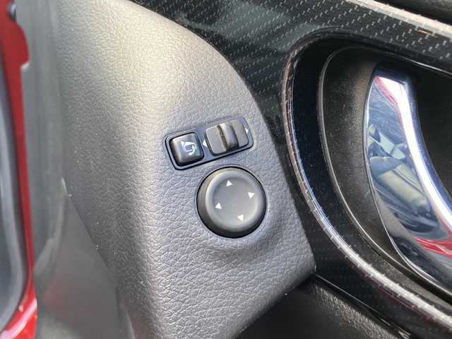 日産 エクストレイル 20Xi Vセレクション 岐阜県 2020(令2)年 6.8万km ガーネットレッド 登録時走行距離：67575km/純正ナビ（MM320D-L）/アラウンドビューモニター/フルセグテレビ・CD・DVD・Bluetooth/デジタルインナーミラー/プロパイロット/ETC/レーダークルーズコントロール/レーンキープアシスト/前後コーナーセンサー/アイドリングストップ/パワーバックドア/パワーシート/シートヒーター/ステアリングスイッチ/LEDヘッドライト/フォグライト/オートライト/オートマチックハイビーム/プッシュスタート/スマートキー/ルーフレール/純正フロアマット/ドアバイザー/純正18インチアルミホイール/ライトレベライザー/保証書