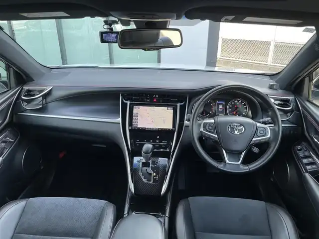 トヨタ ハリアー プレミアム 香川県 2017(平29)年 3.8万km ホワイトパールクリスタルシャイン アルパイン9型ナビ【X９Z】/(Bluetooth/DVD.CD)/フルセグTV/トヨタセーフティセンス/・プリクラッシュセーフティ/・レーダークルーズコントロール/・レーンディパーチャーアラート/・オートマチックハイビーム/バックカメラ/パワーバックドア/LEDヘッドライト/LEDフォグライト/革巻きステアリング/ステアリングリモコン/ハーフレザーシート/純正18インチアルミホイール/ドライブレコーダー/ビルトインETC/クリアランスソナー/電動パーキングスイッチ/クリアランスソナー/スマートキー/スペアキー有/プッシュスタート