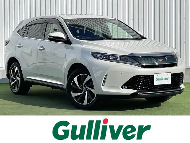 トヨタ ハリアー プレミアム 香川県 2017(平29)年 3.8万km ホワイトパールクリスタルシャイン アルパイン9型ナビ【X９Z】/(Bluetooth/DVD.CD)/フルセグTV/トヨタセーフティセンス/・プリクラッシュセーフティ/・レーダークルーズコントロール/・レーンディパーチャーアラート/・オートマチックハイビーム/バックカメラ/パワーバックドア/LEDヘッドライト/LEDフォグライト/革巻きステアリング/ステアリングリモコン/ハーフレザーシート/純正18インチアルミホイール/ドライブレコーダー/ビルトインETC/クリアランスソナー/電動パーキングスイッチ/クリアランスソナー/スマートキー/スペアキー有/プッシュスタート