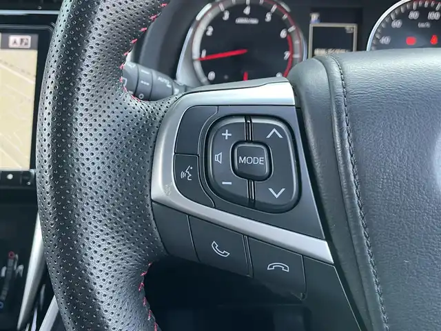 トヨタ ハリアー プレミアム 香川県 2017(平29)年 3.8万km ホワイトパールクリスタルシャイン アルパイン9型ナビ【X９Z】/(Bluetooth/DVD.CD)/フルセグTV/トヨタセーフティセンス/・プリクラッシュセーフティ/・レーダークルーズコントロール/・レーンディパーチャーアラート/・オートマチックハイビーム/バックカメラ/パワーバックドア/LEDヘッドライト/LEDフォグライト/革巻きステアリング/ステアリングリモコン/ハーフレザーシート/純正18インチアルミホイール/ドライブレコーダー/ビルトインETC/クリアランスソナー/電動パーキングスイッチ/クリアランスソナー/スマートキー/スペアキー有/プッシュスタート