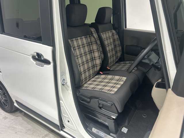 ホンダ Ｎ ＢＯＸ JOY 宮城県 2024(令6)年 0.1万km プラチナホワイトパール ホンダセンシング/・衝突軽減ブレーキ/・先行者発進お知らせ機能/・路外逸脱抑制機能/・車線維持支援システム/・標識認識機能/・アダプティブ・クルーズ・コントロール/・パーキングセンサーシステム/純正ナビ/・フルセグTV/Bluetooth/USB入力端子/・バックカメラ/・前方ドライブレコーダー/前後コーナーセンサー/電子パーキング/・オートブレーキホールド/アイドリングストップ/ステアリングリモコン/プッシュスタート/・スマートキー/ベンチシート/・シートヒーター（運転席/助手席）/LEDヘッドライト/・オートライト/Moduloアルミホイール/純正フロアマット