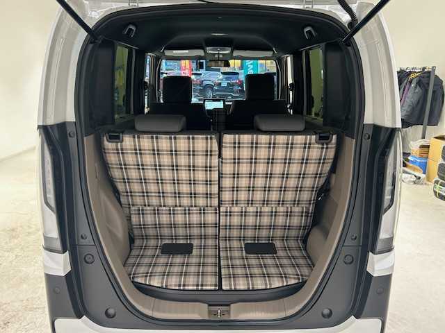 ホンダ Ｎ ＢＯＸ JOY 宮城県 2024(令6)年 0.1万km プラチナホワイトパール ホンダセンシング/・衝突軽減ブレーキ/・先行者発進お知らせ機能/・路外逸脱抑制機能/・車線維持支援システム/・標識認識機能/・アダプティブ・クルーズ・コントロール/・パーキングセンサーシステム/純正ナビ/・フルセグTV/Bluetooth/USB入力端子/・バックカメラ/・前方ドライブレコーダー/前後コーナーセンサー/電子パーキング/・オートブレーキホールド/アイドリングストップ/ステアリングリモコン/プッシュスタート/・スマートキー/ベンチシート/・シートヒーター（運転席/助手席）/LEDヘッドライト/・オートライト/Moduloアルミホイール/純正フロアマット