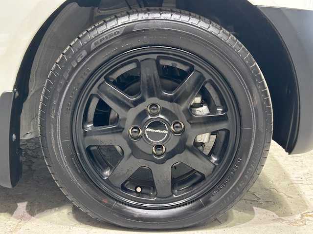 ホンダ Ｎ ＢＯＸ JOY 宮城県 2024(令6)年 0.1万km プラチナホワイトパール ホンダセンシング/・衝突軽減ブレーキ/・先行者発進お知らせ機能/・路外逸脱抑制機能/・車線維持支援システム/・標識認識機能/・アダプティブ・クルーズ・コントロール/・パーキングセンサーシステム/純正ナビ/・フルセグTV/Bluetooth/USB入力端子/・バックカメラ/・前方ドライブレコーダー/前後コーナーセンサー/電子パーキング/・オートブレーキホールド/アイドリングストップ/ステアリングリモコン/プッシュスタート/・スマートキー/ベンチシート/・シートヒーター（運転席/助手席）/LEDヘッドライト/・オートライト/Moduloアルミホイール/純正フロアマット